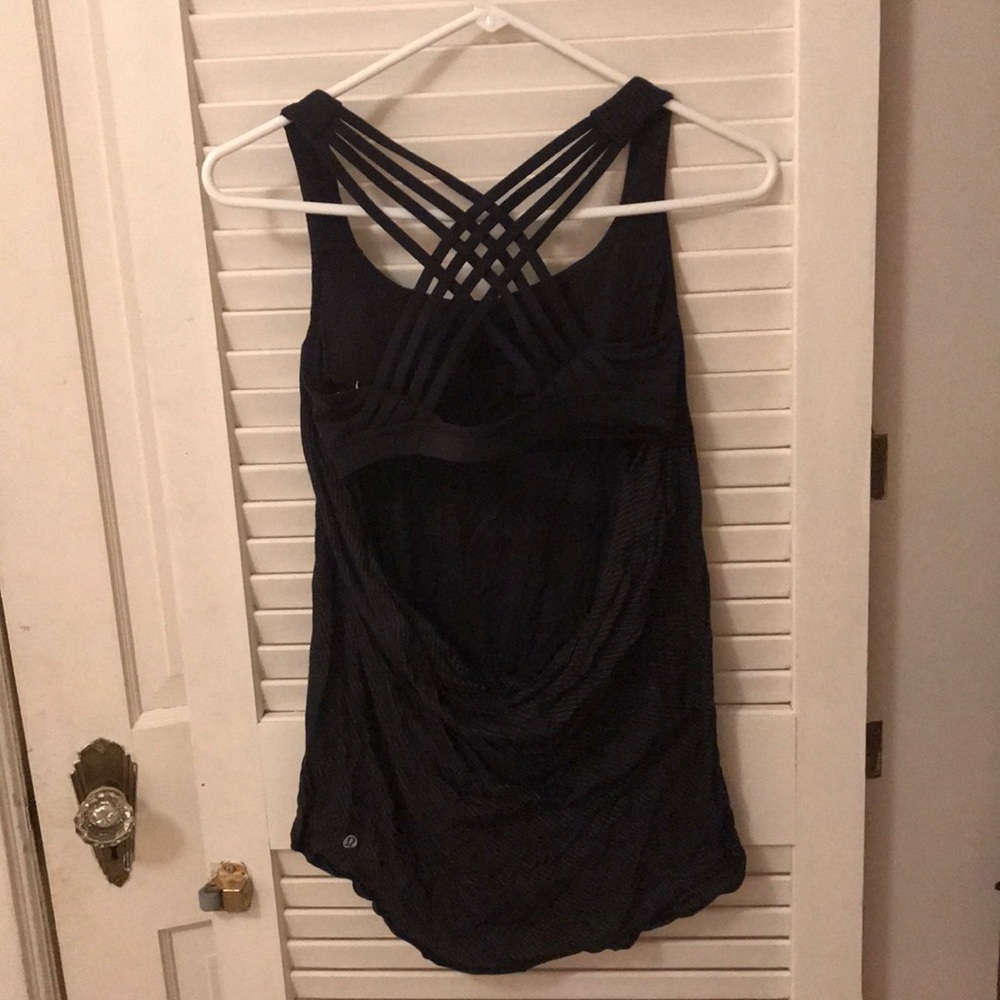 Lululemon yoga top